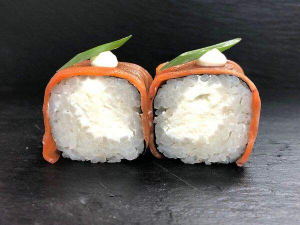 MAYYAPIZZA - Ролл Black roll