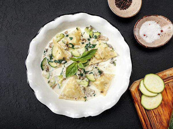 Паста-Паста - Равиоли с кроликом в грибном соусе