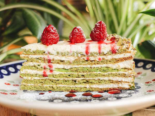 Сыроварня - Фисташковый пирог с малиной и мятой