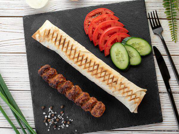 На Труда - Люля-кебаб в буруме из говядины