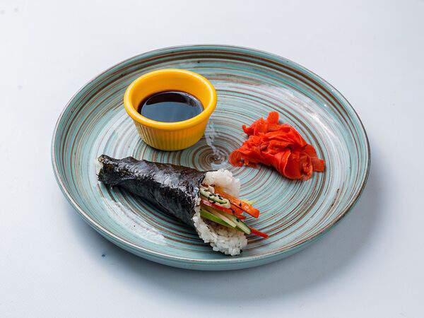 More Poke - Ролл Темаки с овощами