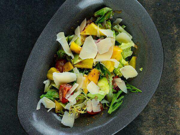 Kolbasabar - Салат Овощной с ореховым дрессингом