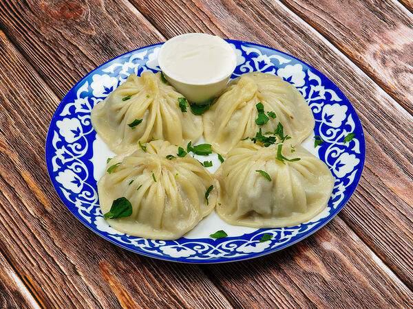 Кафе на Моисеенко - Манты