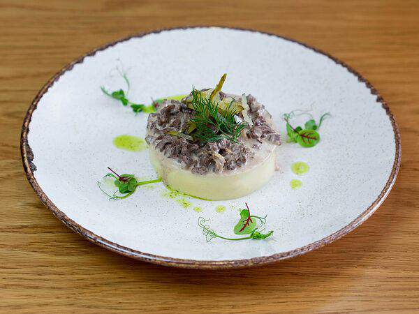 Bonjour Éléphant - Говяжья вырезка по-строгановски