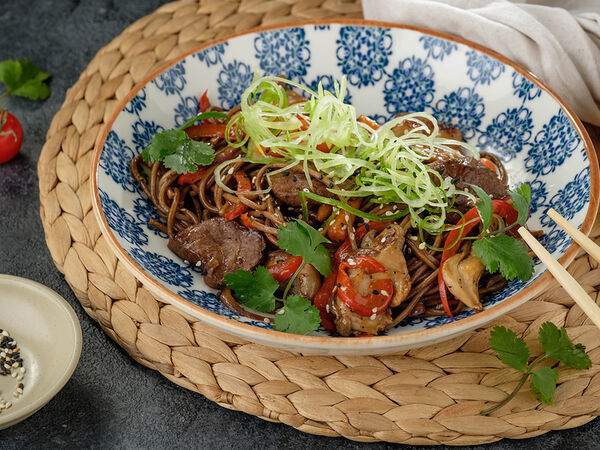 Япона мама - Соба с говядиной