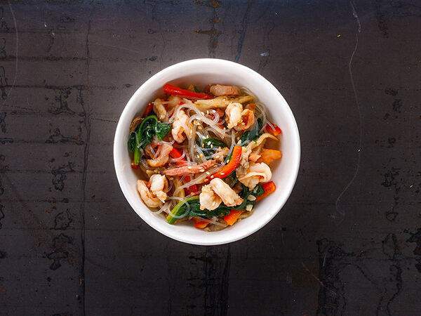 Рис - Салат Китайский теплый с креветками и беконом