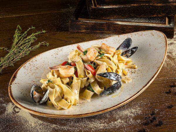 Семейное кафе Бамбинополь - Фетучини с морепродуктами