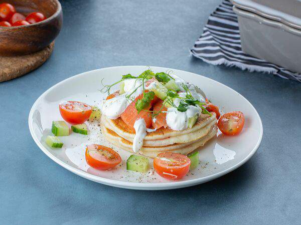 Славный кофе - Панкейки с сёмгой