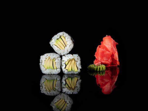 Японапапа - Ролл классический с авокадо