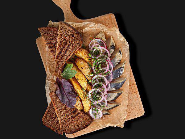 Olster Irish Pub - Сельдь с картофелем