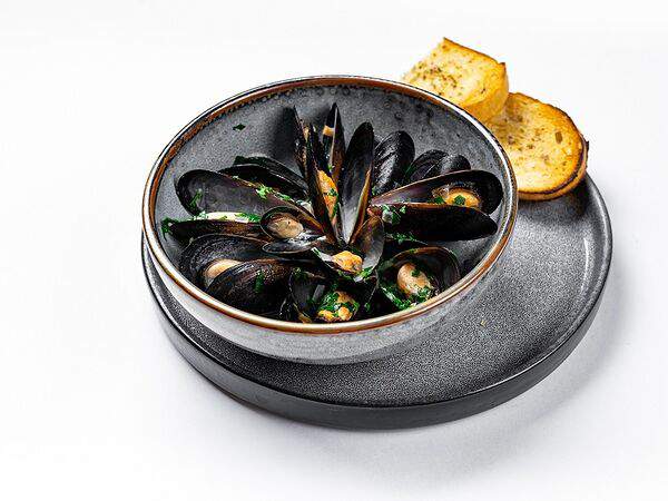 PizzBurg - Черноморские мидии в соусе Белое вино