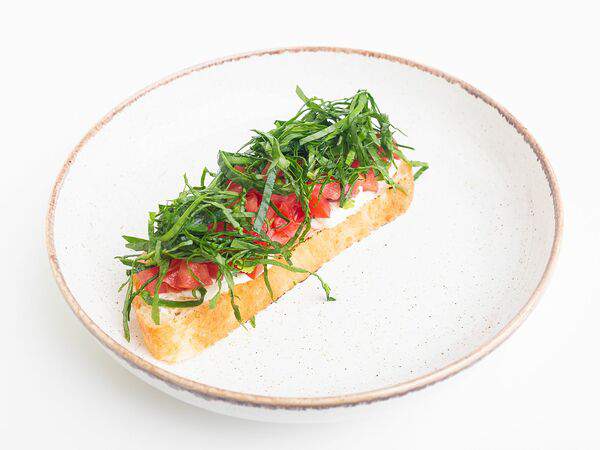 Breakfasteria - Брускетта со страчателлой и томатами