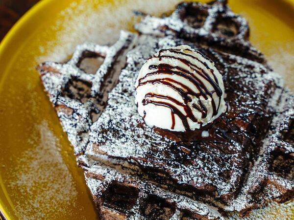 Coffee Therapy - Брауни 3 шоколада