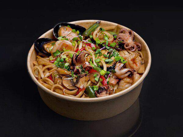 Fish & rice - Вок c морепродуктами