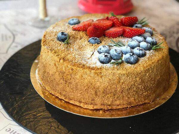 Моне - Торт Медовик