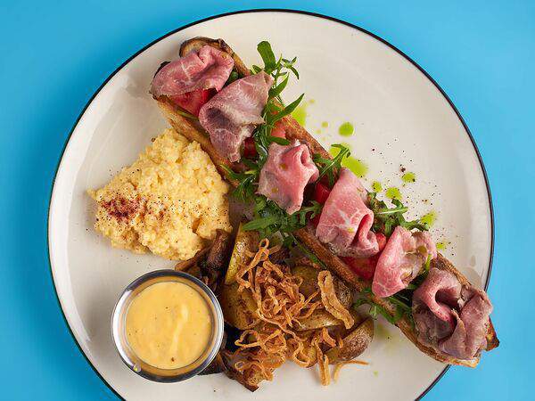 Игрушки - Завтрак с ростбифом