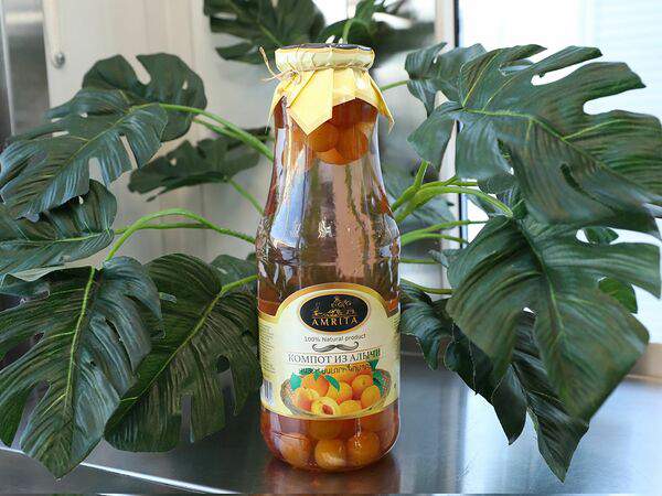 Донер 1 - Компот из алычи Амрита