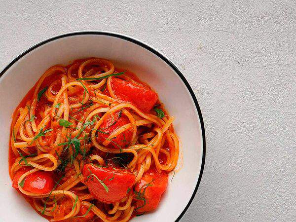 Luka Pizza - Лингвини аль помодоро