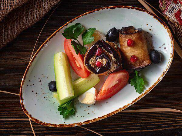 Khortsi & Puri - Рулетики из баклажанов с орехами