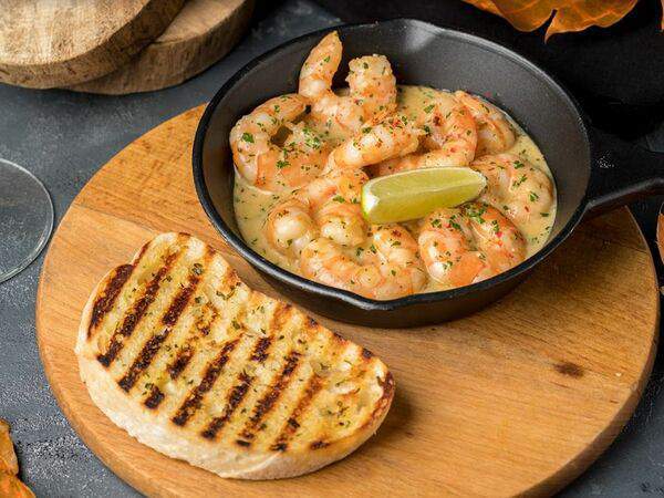 Mesto - Креветки в сливочном соусе