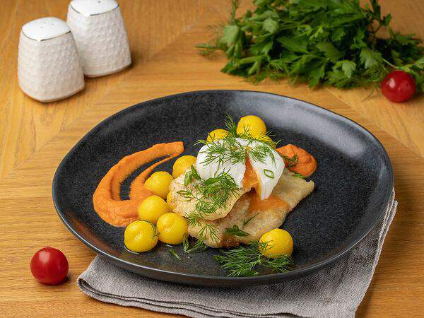 Победа - Филе судака с кабачковой икрой и картофелем шато