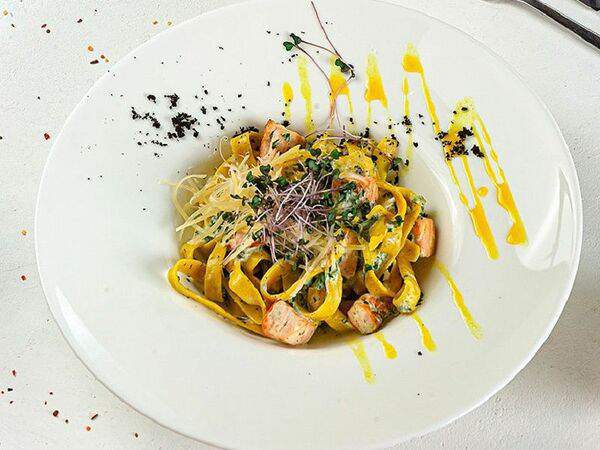 Семейный ресторан МишЛен - С лососем и шпинатом