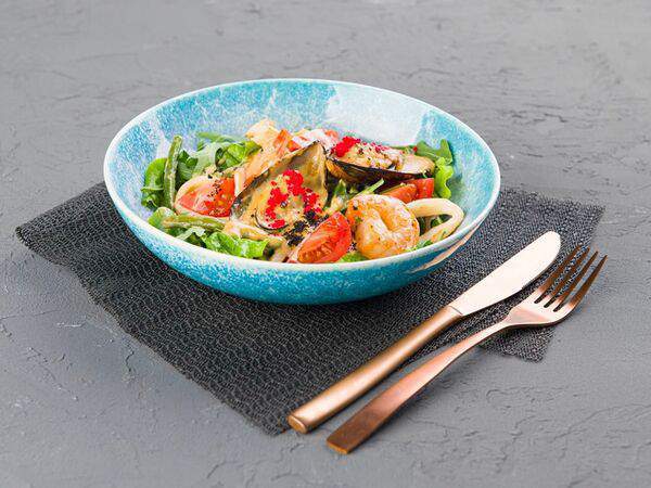 Песто Тесто - Теплый салат с морепродуктами