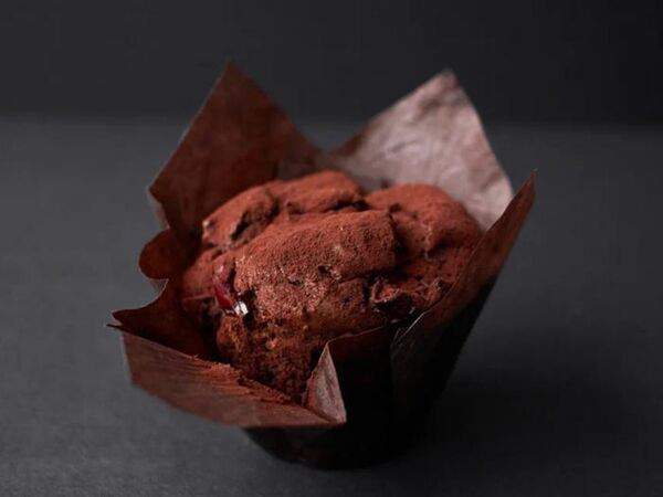 Кекс - Шоколадный маффин с вишней постный