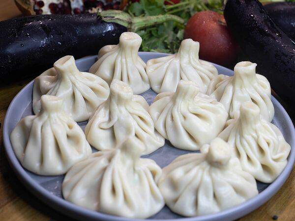 Кафе La Manana - Хинкали с бараниной