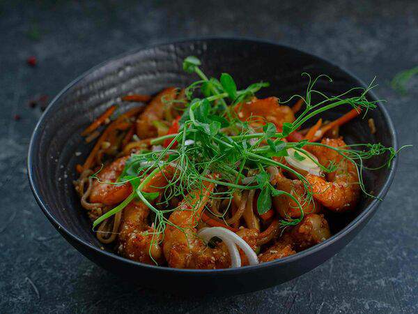 Macarena - Лапша удон с телятиной