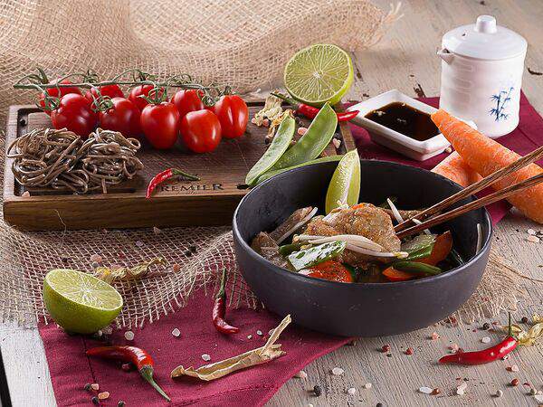 Premier & Only - Вок со свининой