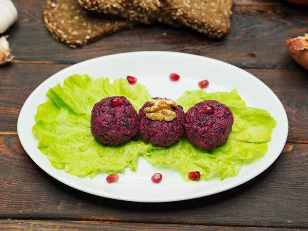 Хинкальный дом 24 - Пхали из свеклы