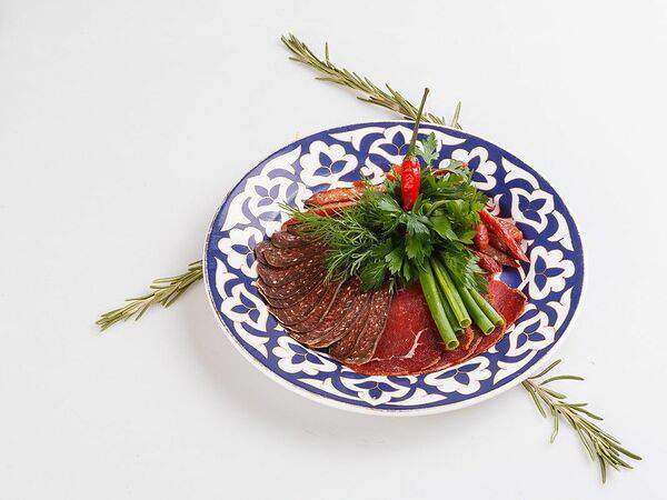 Резиденция королей - Кавказское мясное плато из вяленого мяса