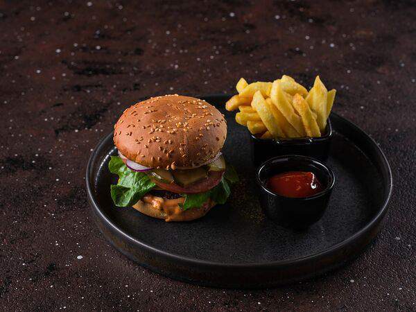 Engineer - Бургер с цыплёнком гриль