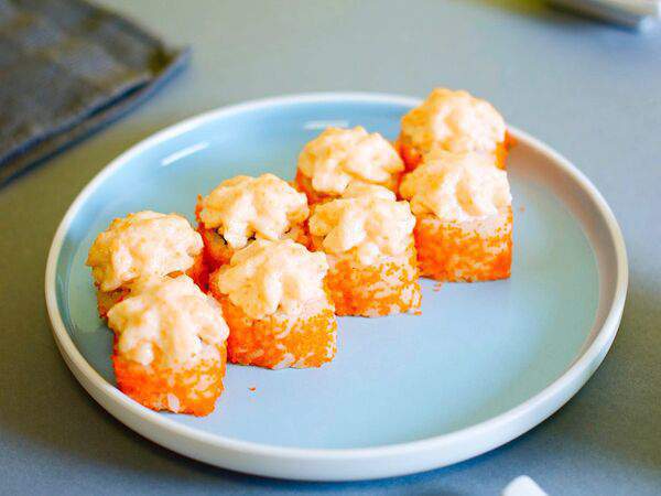 Авокадо - Запеченный ролл с мидиями