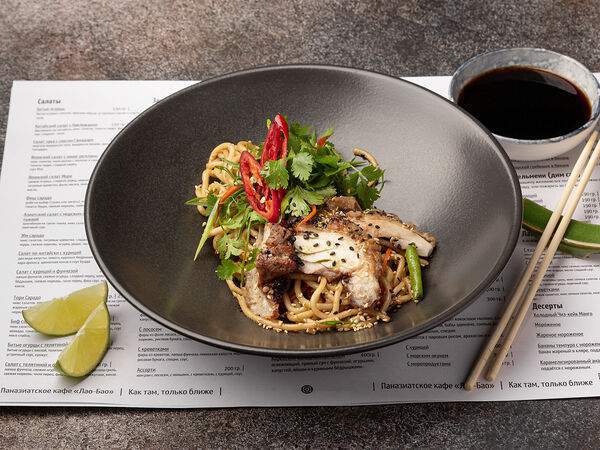 Tasty Box - Лапша с овощами и курицей