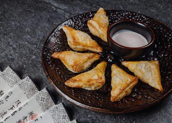 Gray Goose cafe - Тайские пирожки с ягнёнком