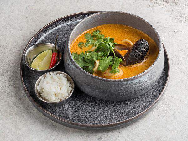 Море рядом - Том Ям с морепродуктами