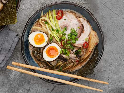 Mojo - Рамен Мисо кимчи свинина