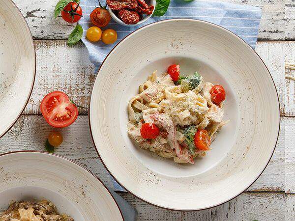 Роял пицца - Тальятелли с цыпленком и овощами