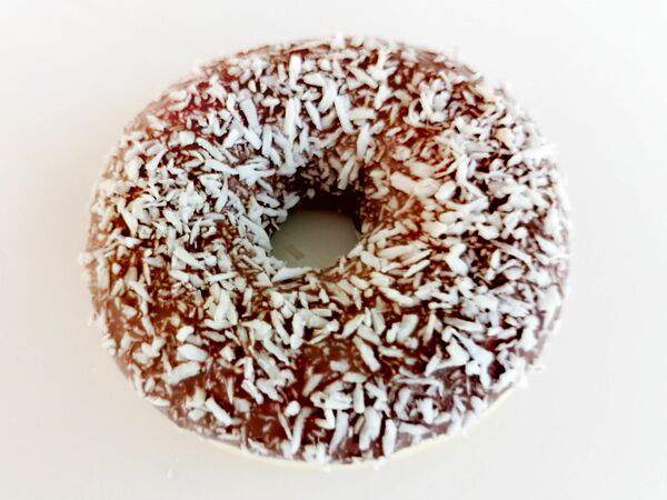 Orisushi - Донат с кокосовой начинкой