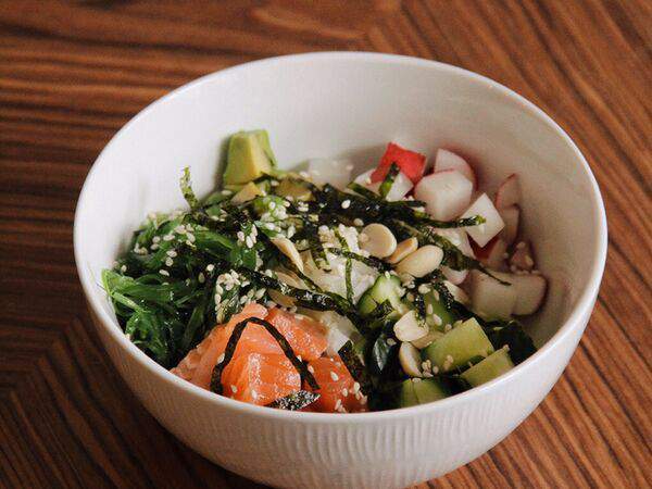 Фрай - Рисовый боул с авокадо и форелью