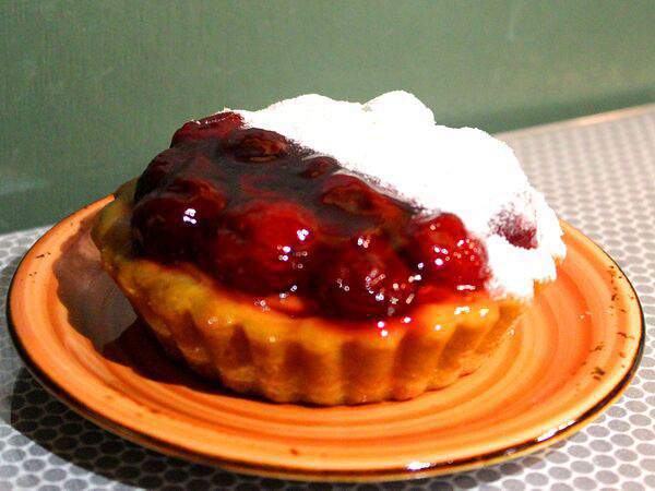 Kikos - Корзина с вишней