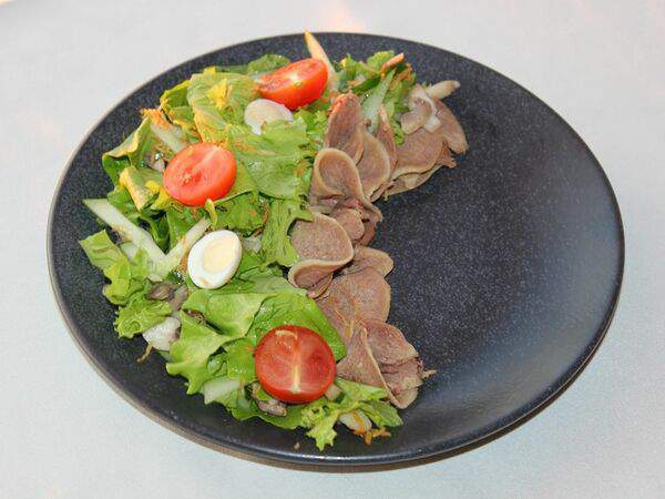 Каравелла - Салат с телячьим языком