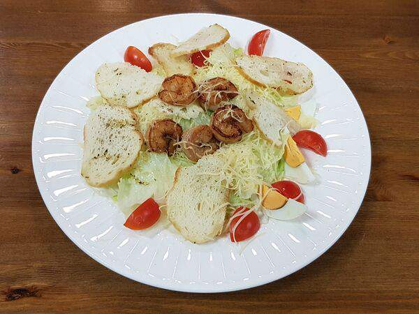 Пельменьок - Салат Цезарь с Креветками