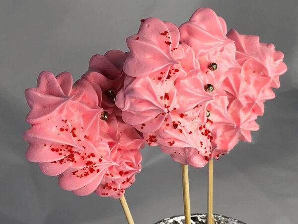 Gost Food - Безе Валентинка