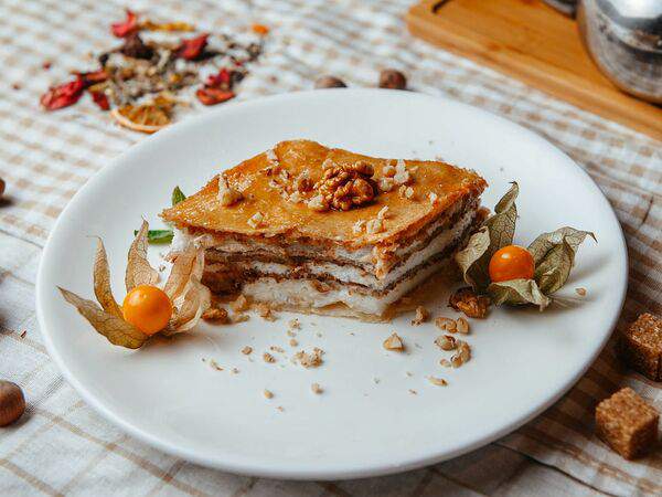 Hurma - Пахлава классическая с орехами