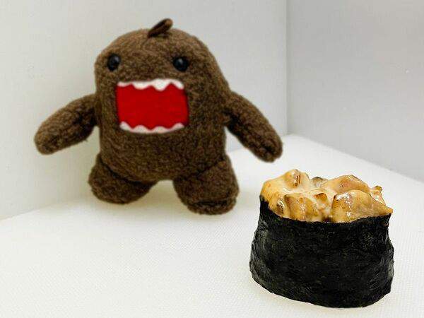 Акина суши - Гункан Магуро с тунцом