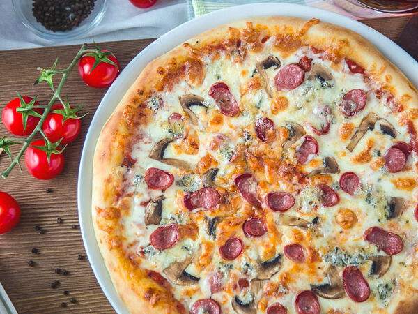 Тестов - Пицца Деликатесная