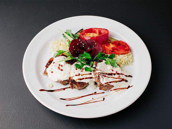 Скадарлия - Медальоны из говядины дижон